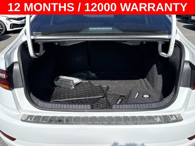 Used 2019 Volkswagen Jetta R-Line FWD image 12
