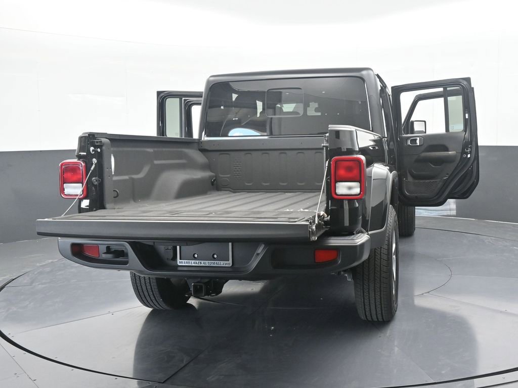 Used 2024 Jeep Gladiator Sport w/ Premium Package image 72