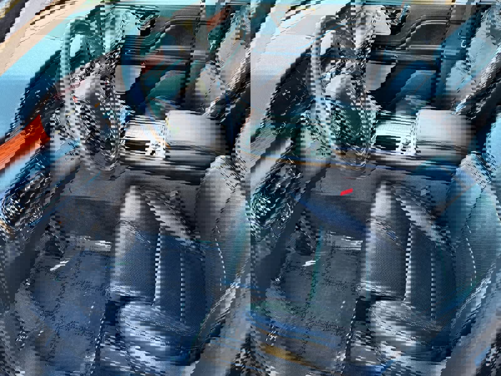 Used 2020 Lincoln Aviator Reserve w/ Equipment Group 202A image 10