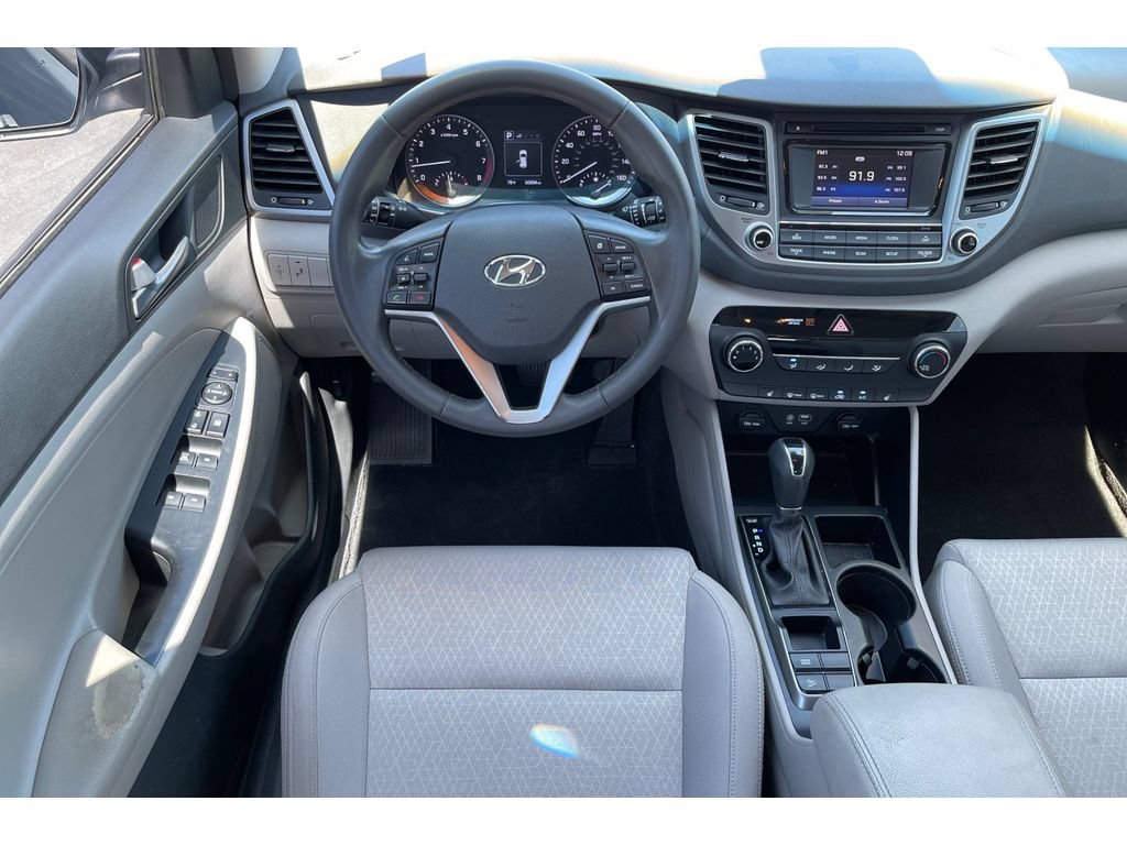 Used 2017 Hyundai Tucson Sport w/ Cargo Package FWD image 17