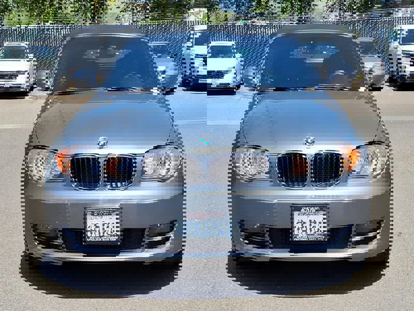 Used 2011 BMW 128i Convertible image 2