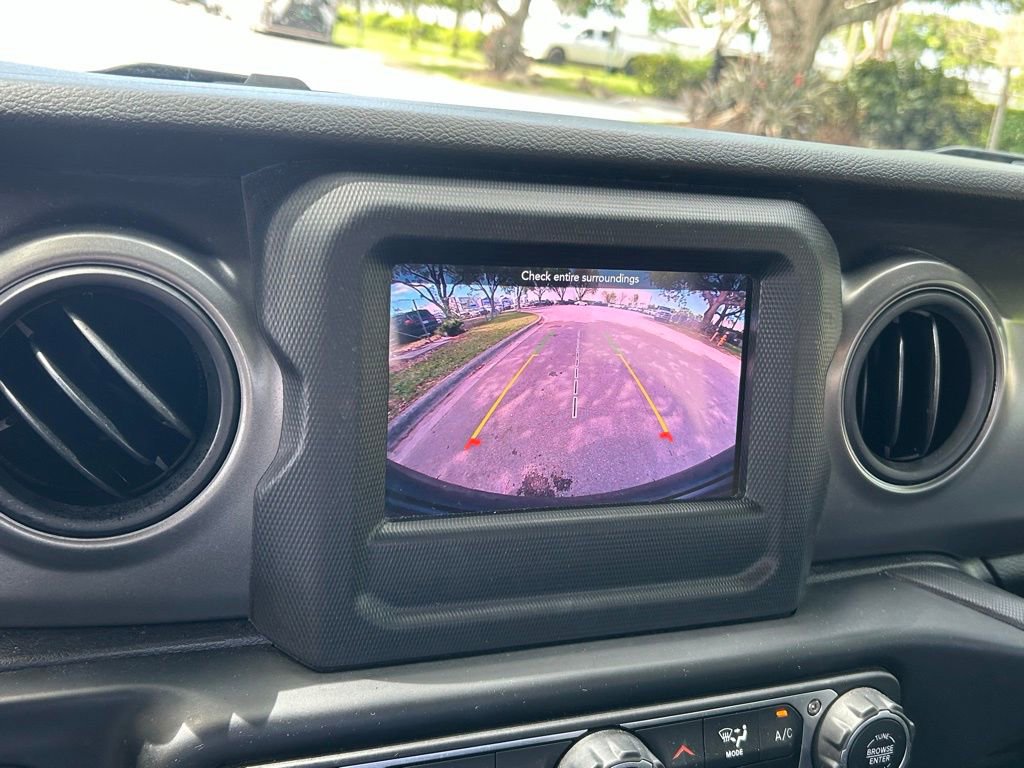 Certified 2023 Jeep Wrangler Sport AWD/4WD image 16
