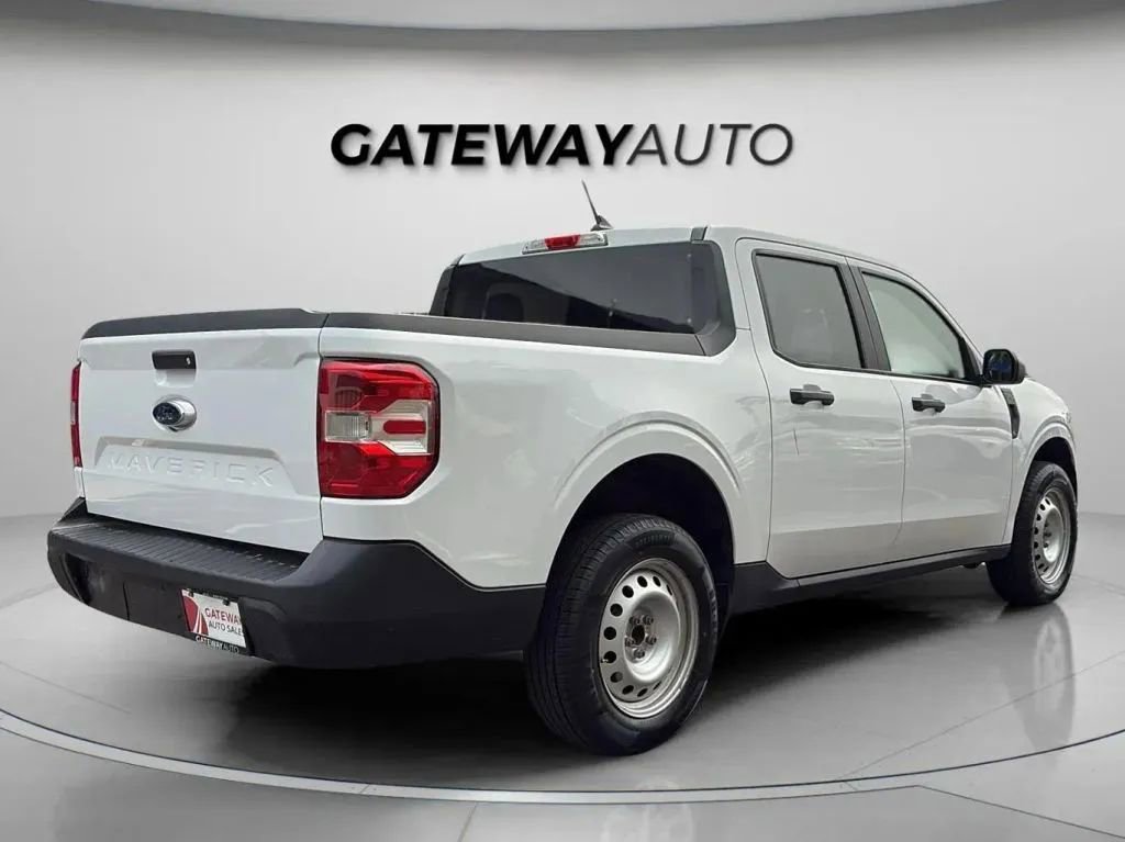 Used 2022 Ford Maverick XL image 5