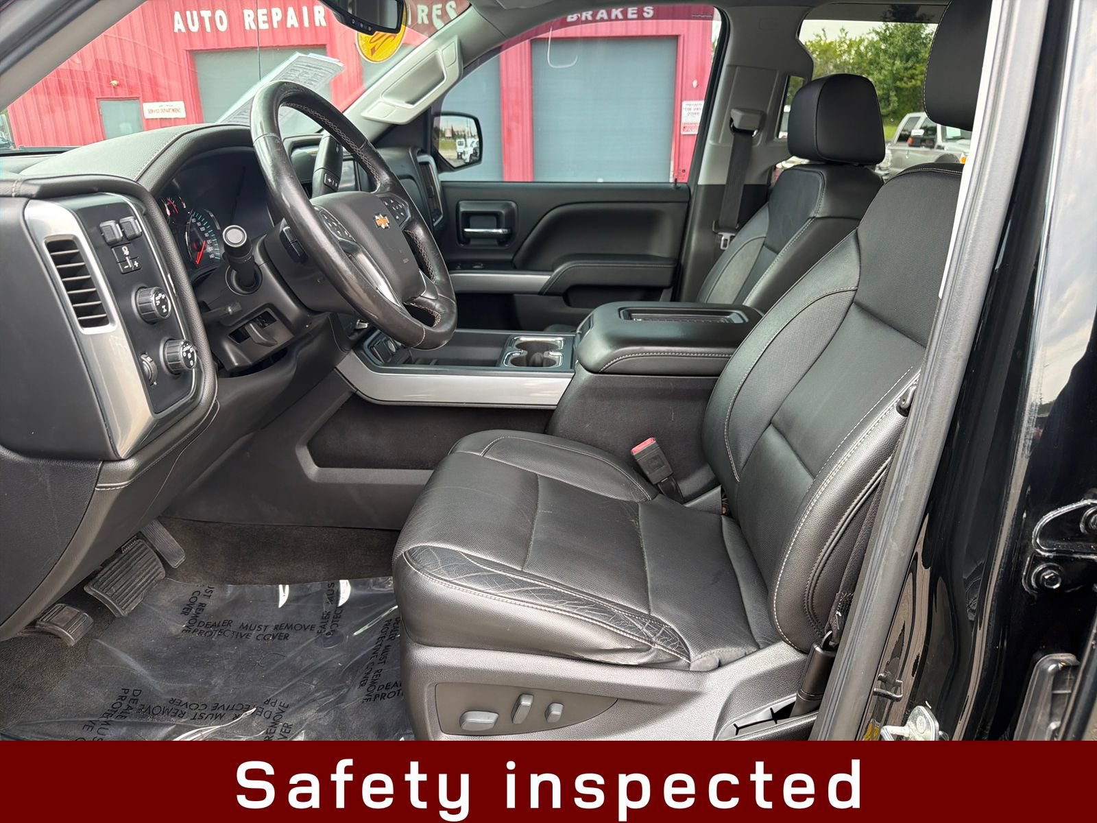 Used 2018 Chevrolet Silverado 1500 LTZ Z71 w/ LTZ Plus Package AWD/4WD image 11