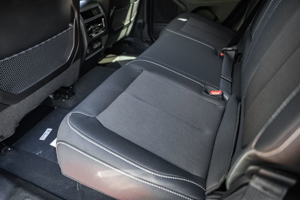 New 2025 Jeep Grand Cherokee Laredo X w/ Luxury Tech Group I image 31