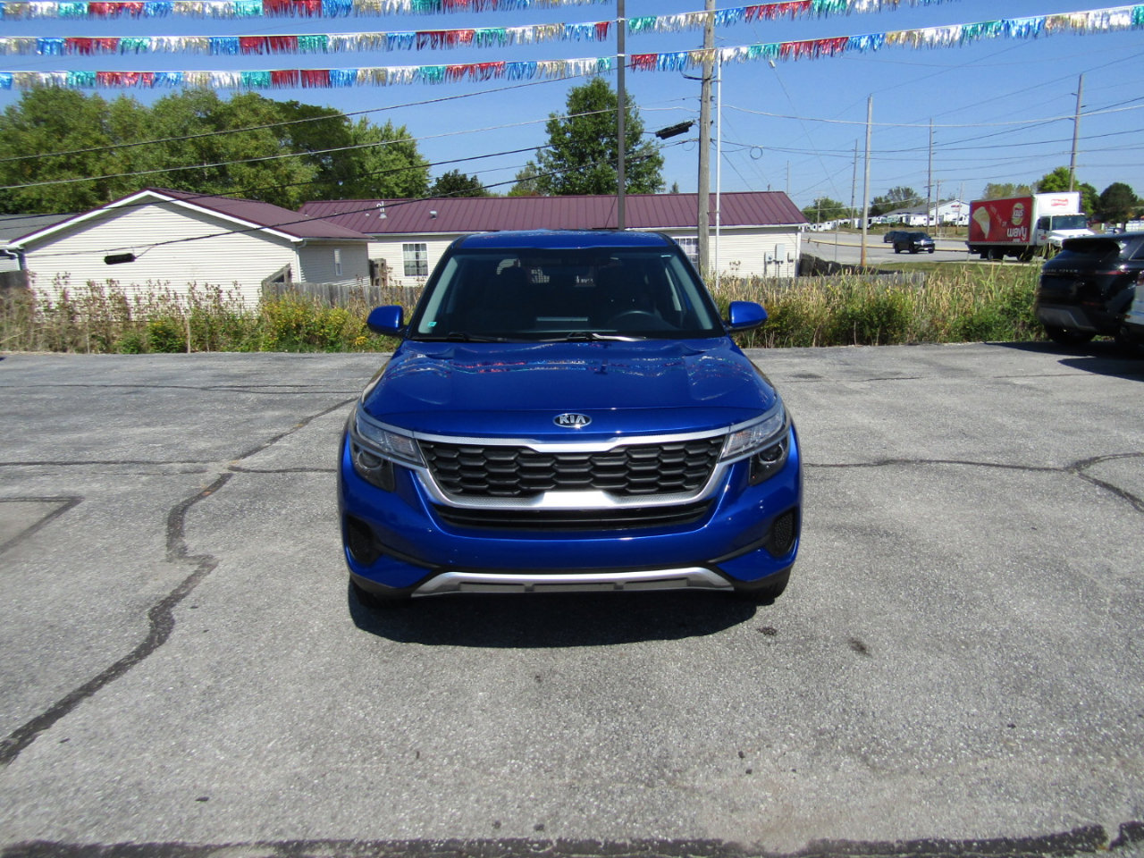 Used 2021 Kia Seltos LX image 2