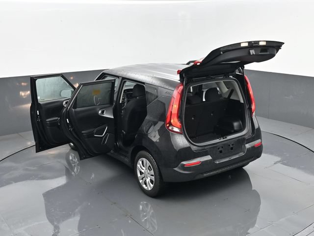 Used 2022 Kia Soul LX FWD image 25