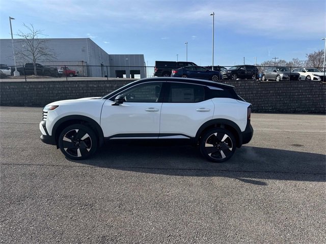 New 2026 Nissan Kicks SR w/ SR Premium Package image 7