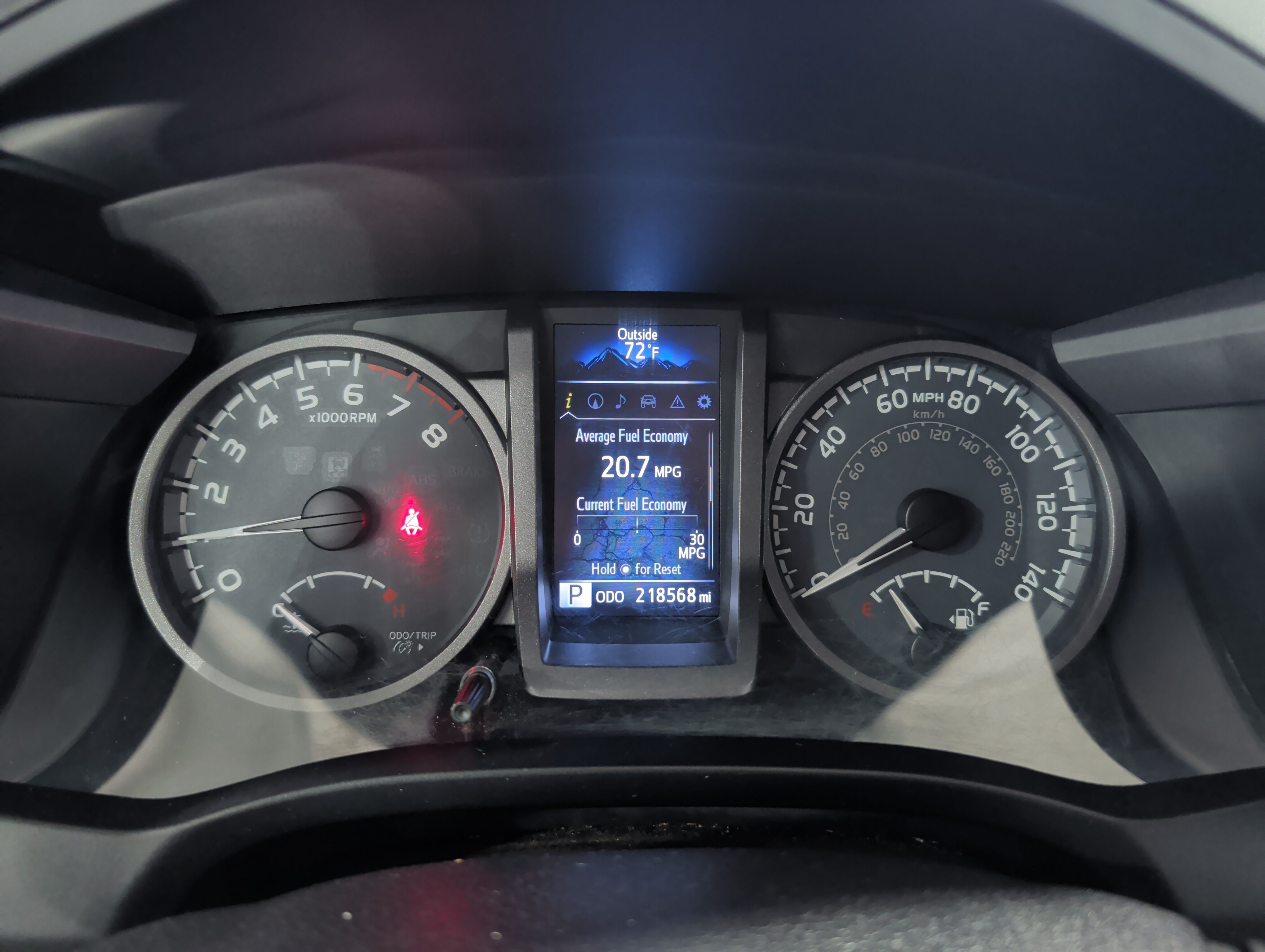 Used 2016 Toyota Tacoma TRD Sport w/ Premium & Technology Package AWD/4WD image 8