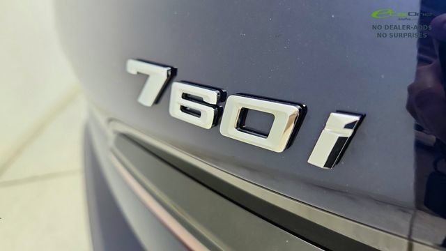 Used 2023 BMW 760i xDrive AWD/4WD image 17