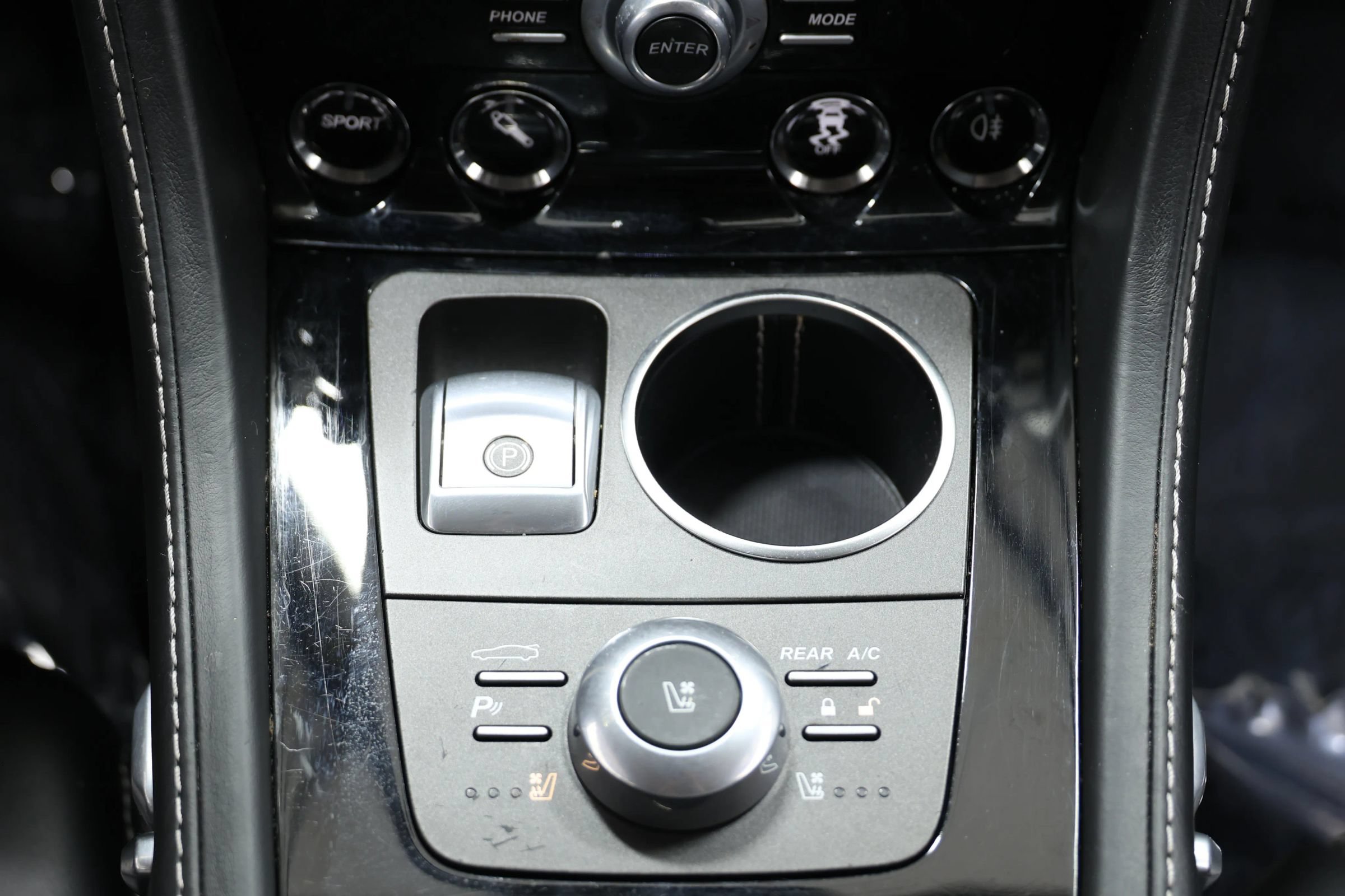 Used 2014 Aston Martin Rapide S RWD image 33