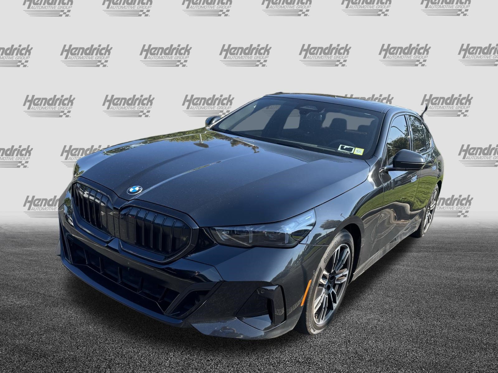 Certified 2024 BMW 530i xDrive w/ M Sport Package AWD/4WD image 5