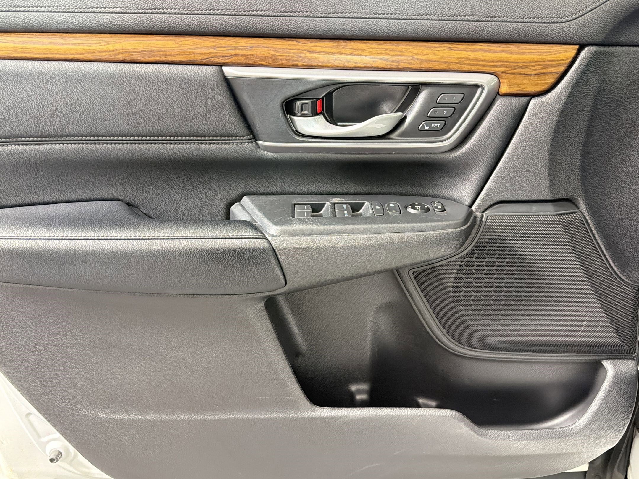 Used 2020 Honda CR-V EX-L image 11