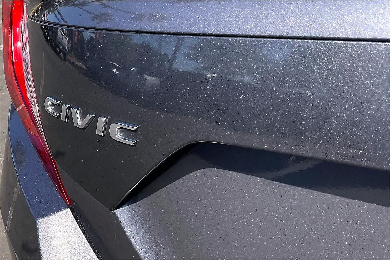 Used 2019 Honda Civic LX image 9