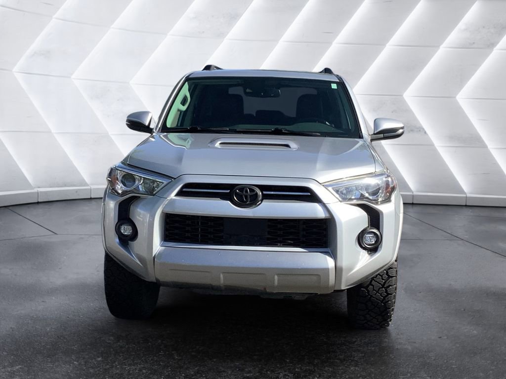 Used 2022 Toyota 4Runner TRD Off-Road Premium AWD/4WD image 2