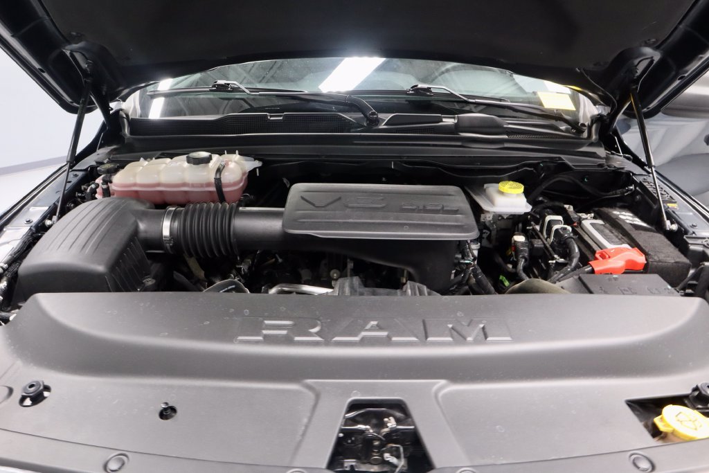 Used 2025 RAM 1500 Big Horn AWD/4WD image 16