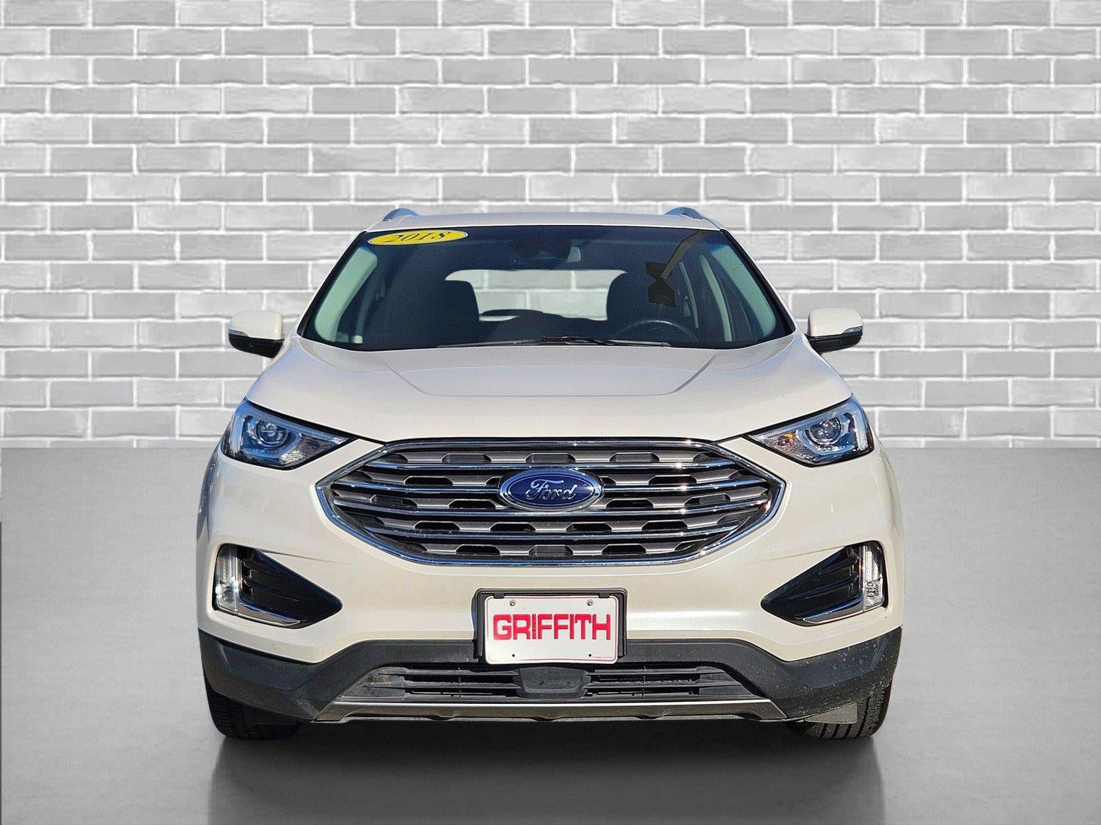 Used 2019 Ford Edge SEL w/ Equipment Group 201A FWD image 2