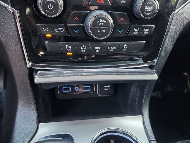 Used 2021 Jeep Grand Cherokee Trailhawk w/ Premium Lighting Group AWD/4WD image 43