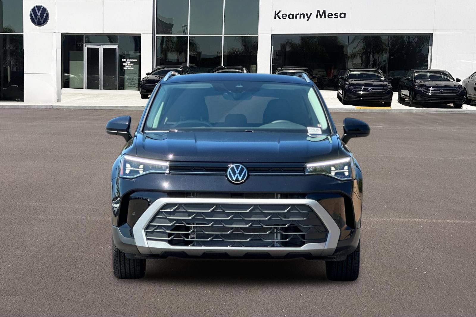 New 2026 Volkswagen Taos SE FWD image 9