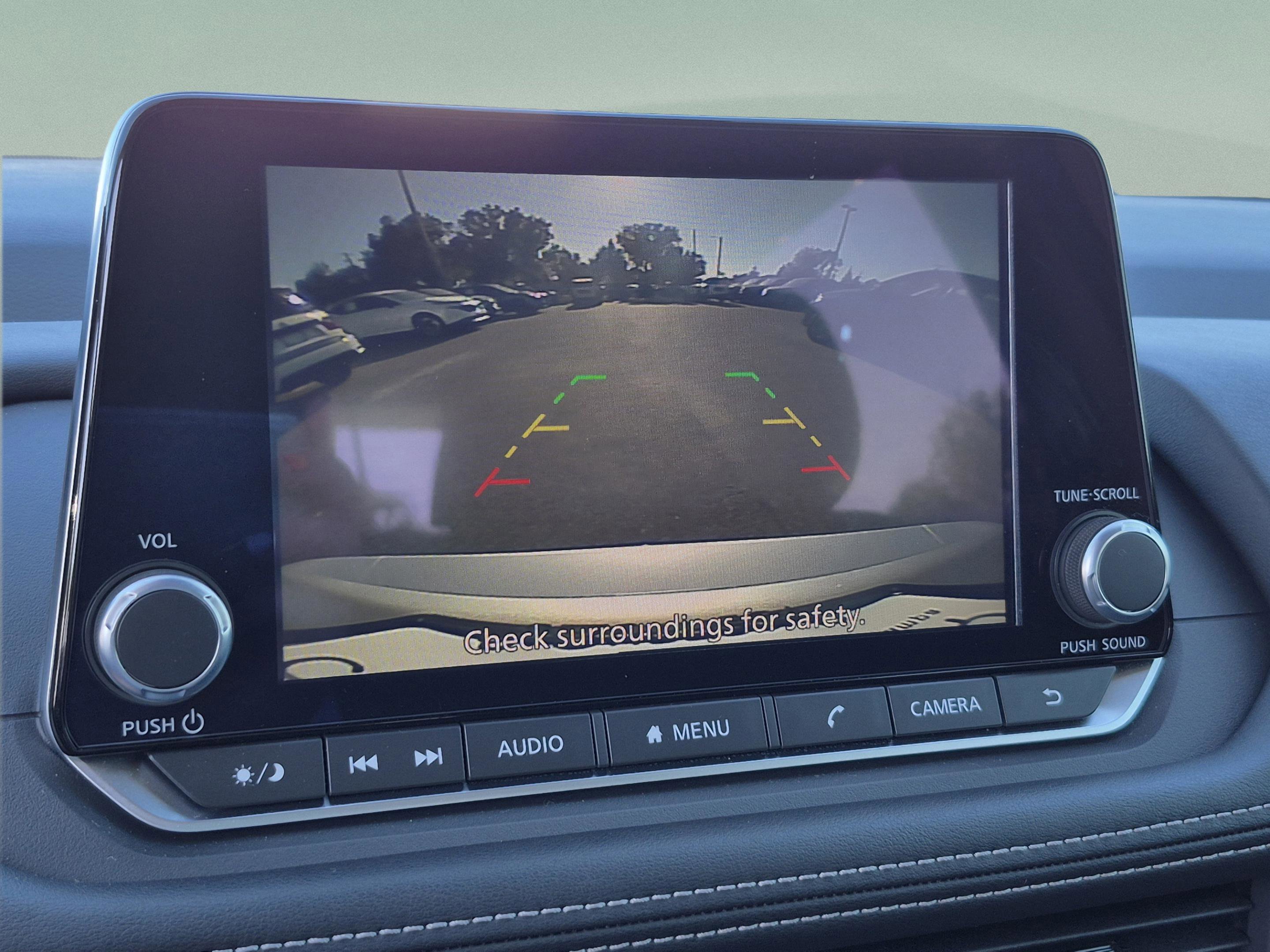 Certified 2025 Nissan Rogue S FWD image 23