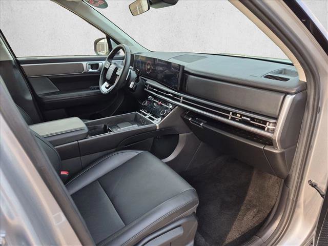 Used 2025 Hyundai Santa Fe SEL FWD image 23