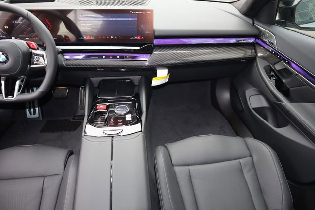 New 2026 BMW M5 w/ Executive Package image 19