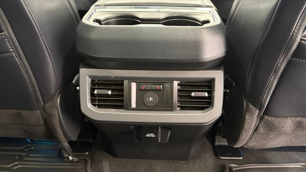 Certified 2025 Ford F350 Lariat w/ Lariat Ultimate Package AWD/4WD image 29