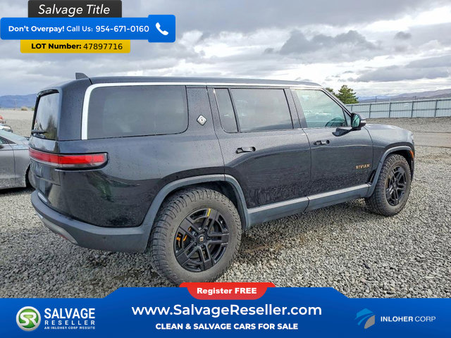 Used 2023 Rivian R1S Adventure image 4