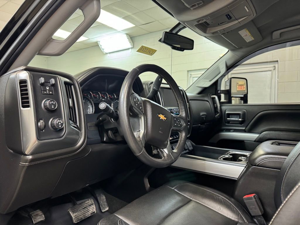 Used 2017 Chevrolet Silverado 3500 LTZ w/ Duramax Plus Package image 14