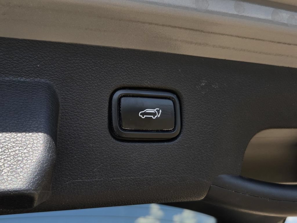 Used 2023 Kia Sportage SX FWD image 12