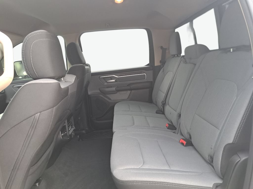 Used 2019 RAM 1500 Big Horn AWD/4WD image 13