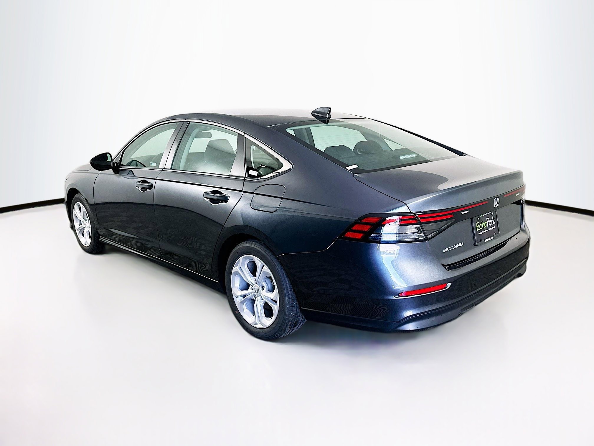 Used 2025 Honda Accord LX image 5