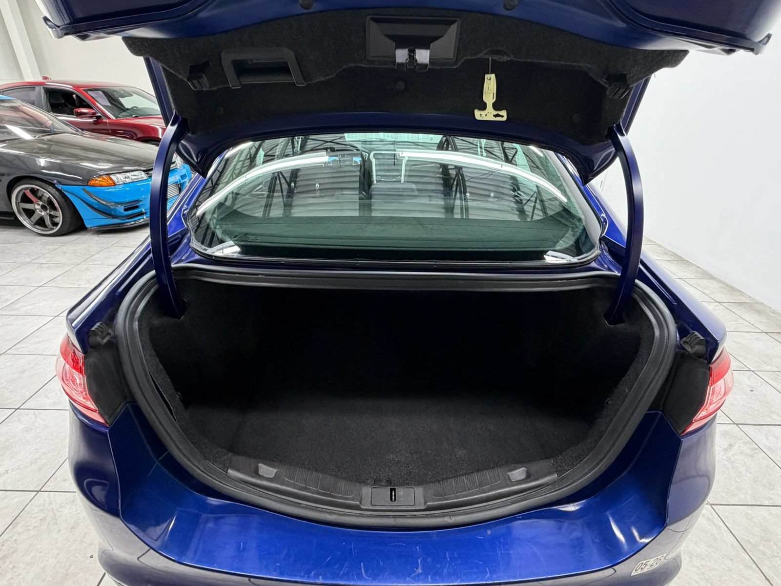 Used 2014 Ford Fusion SE FWD image 17