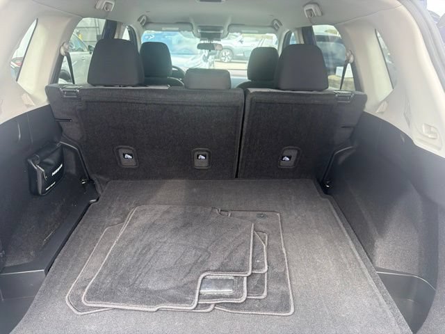 Used 2023 Nissan Rogue SV AWD/4WD image 10
