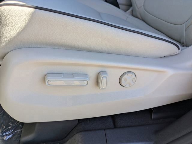 New 2026 Honda Odyssey Touring image 11