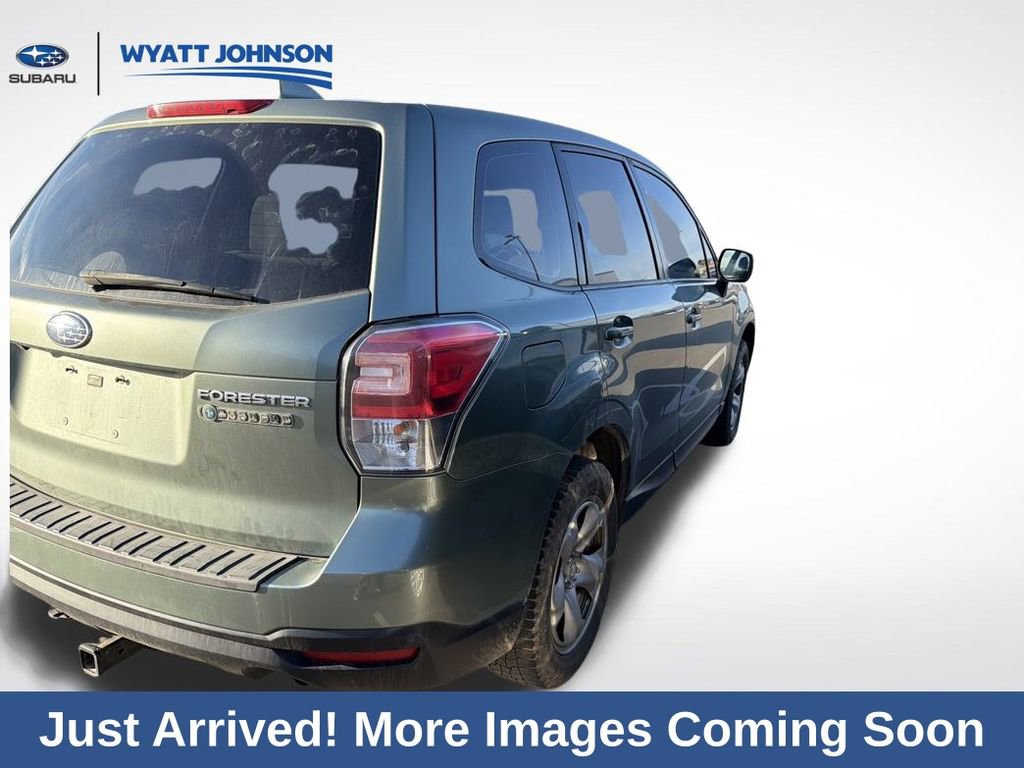 Used 2018 Subaru Forester 2.5i image 10