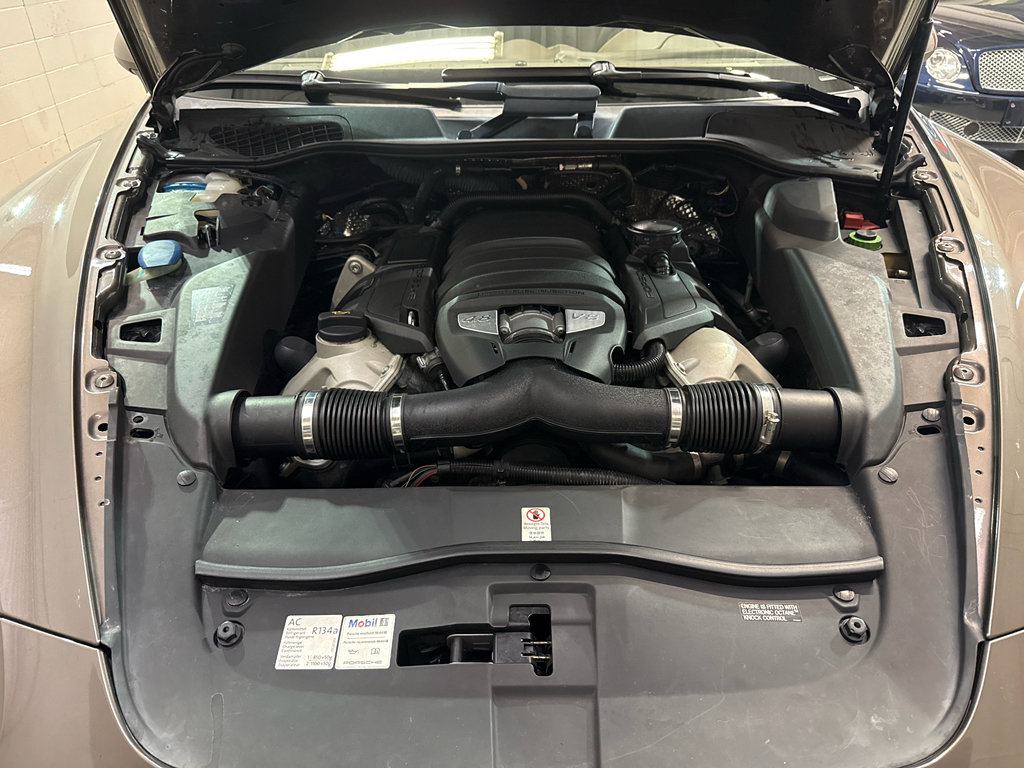 Used 2012 Porsche Cayenne S AWD/4WD image 32