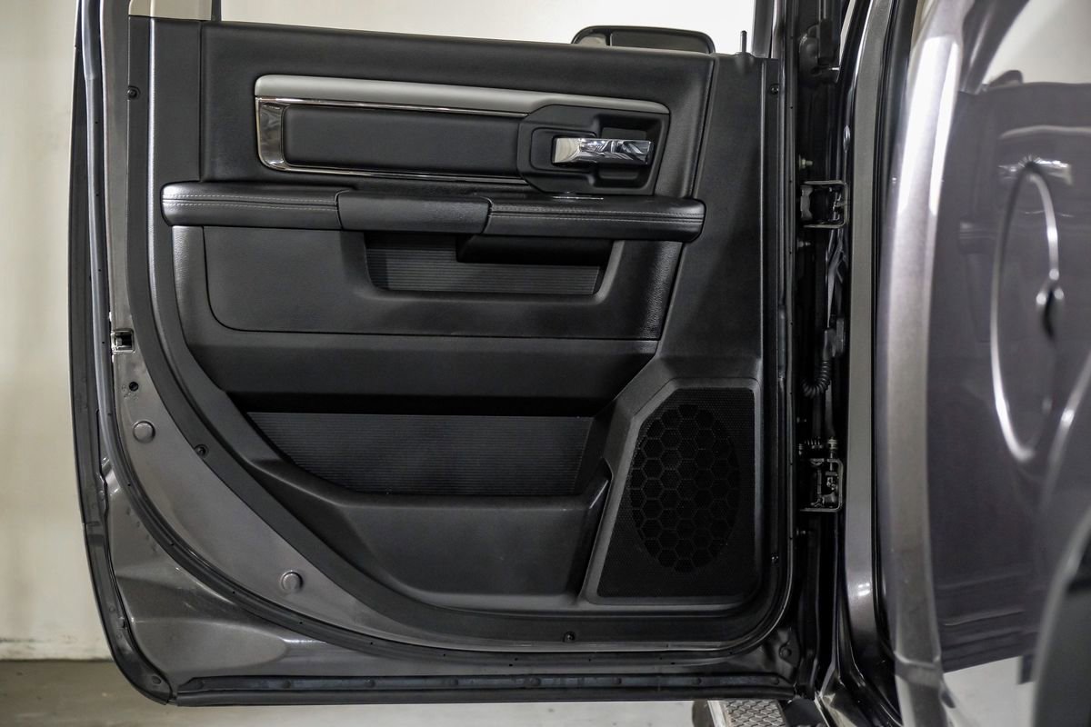 Used 2018 RAM 2500 Big Horn w/ Sport Appearance Group AWD/4WD image 36