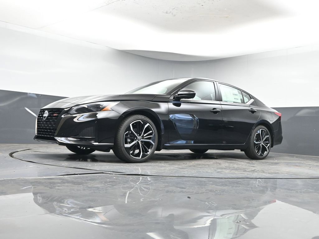 New 2025 Nissan Altima 2.5 SR image 29