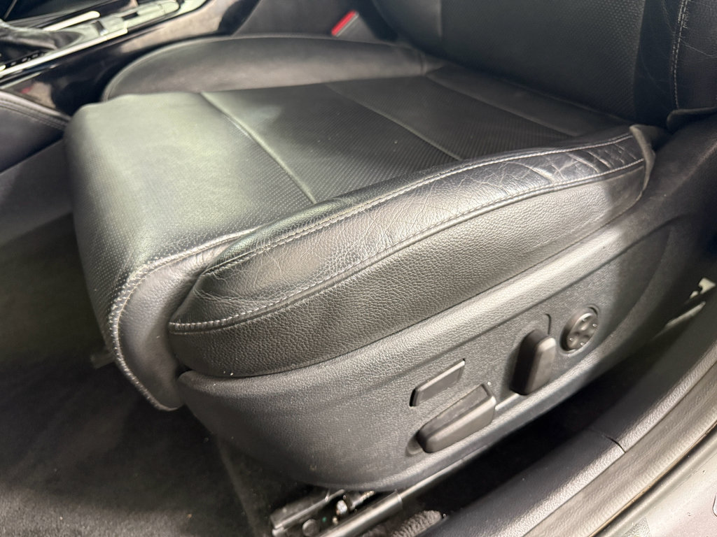 Used 2018 Kia Cadenza Technology image 17