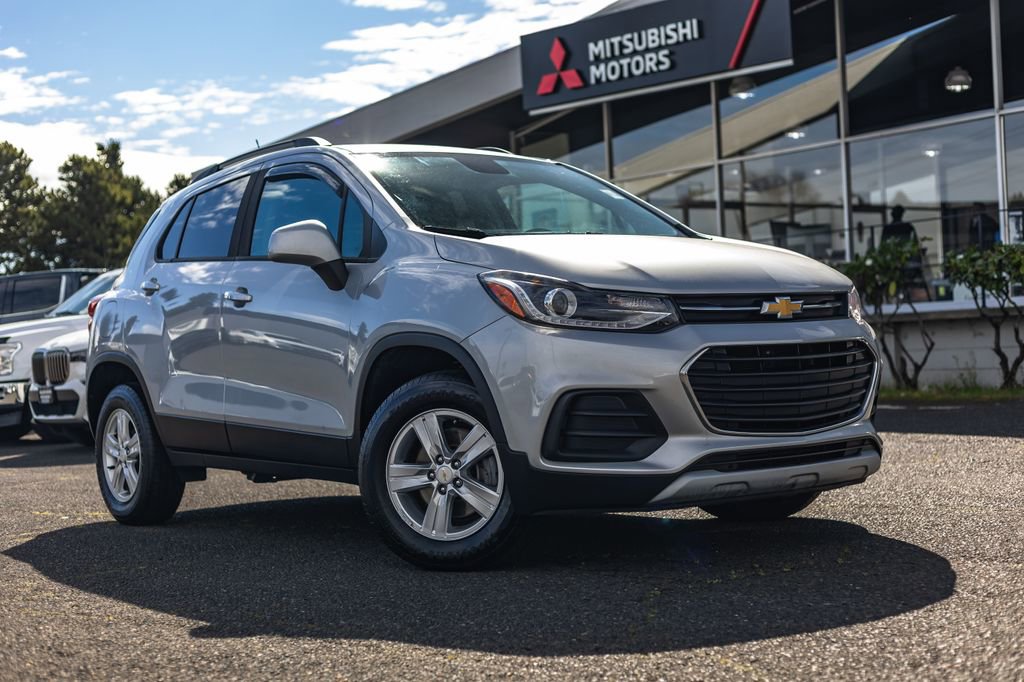Used 2022 Chevrolet Trax LT w/ Driver Confidence Package