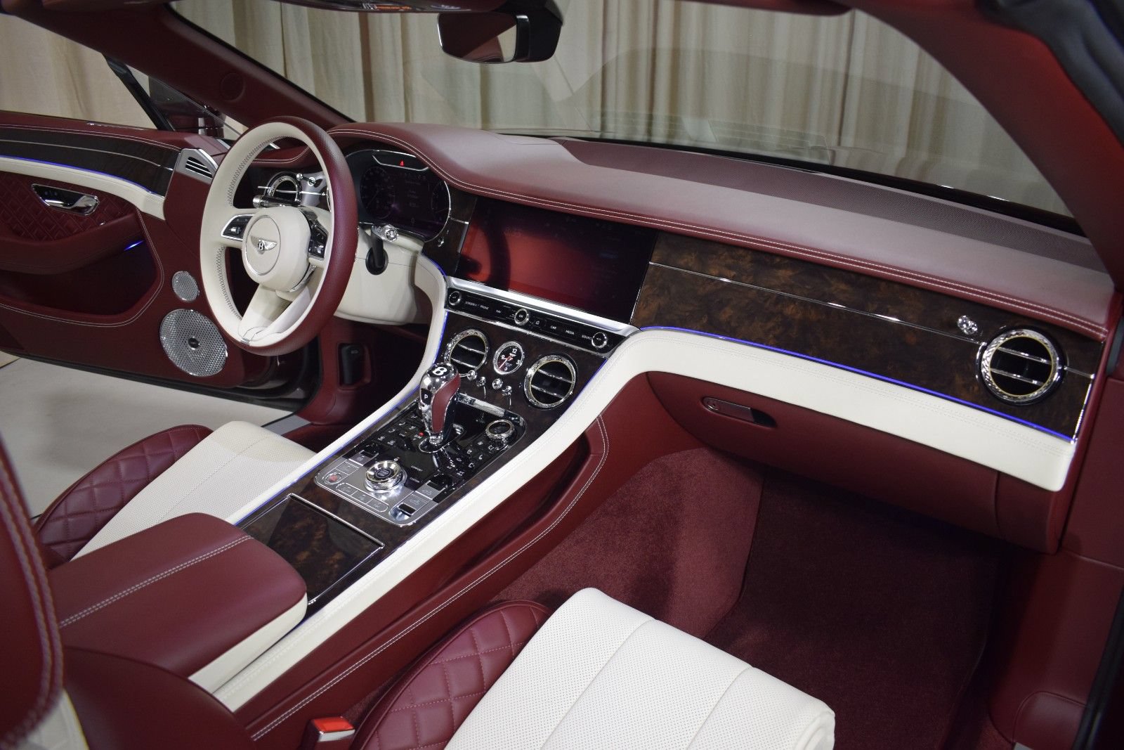 Certified 2021 Bentley Continental GT Mulliner AWD/4WD image 24