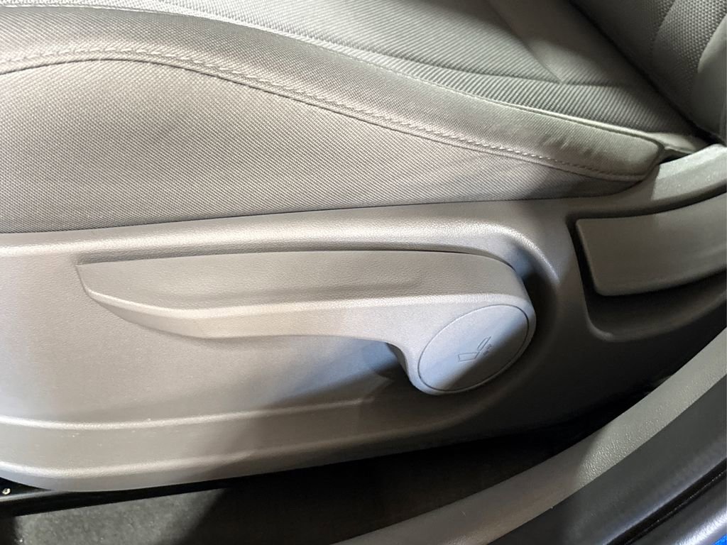 Certified 2024 Hyundai Elantra SE image 35