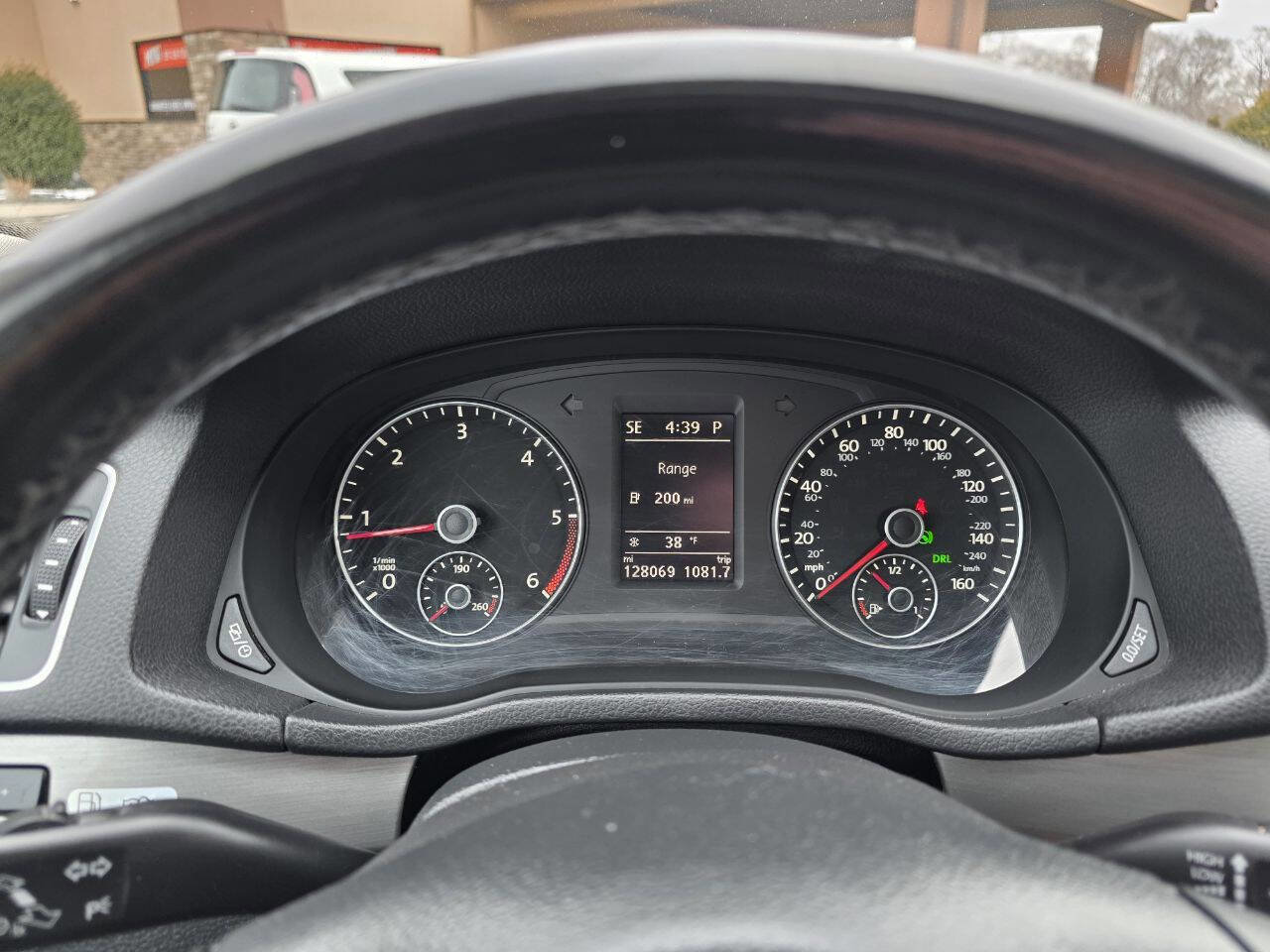 Used 2015 Volkswagen Passat TDI SE image 17