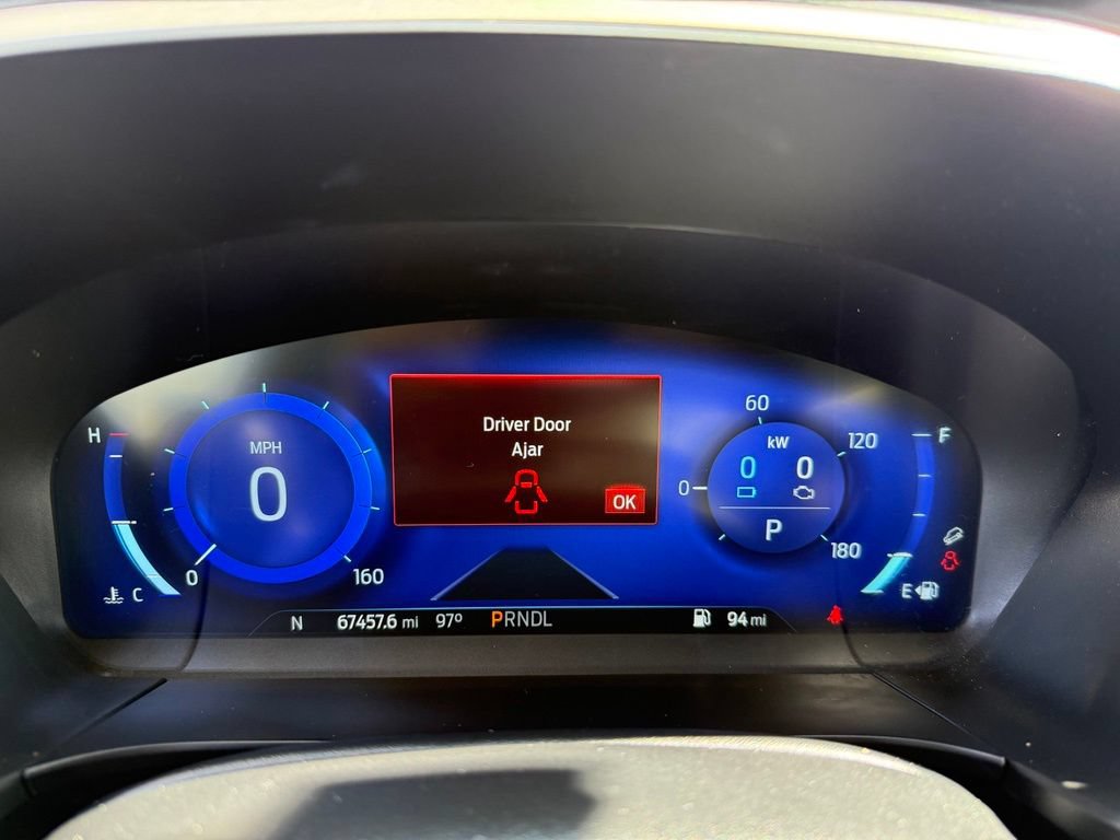Used 2020 Ford Escape SE Sport FWD image 17