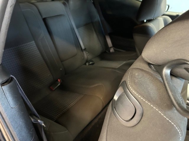 Used 2021 Dodge Challenger SXT RWD image 11