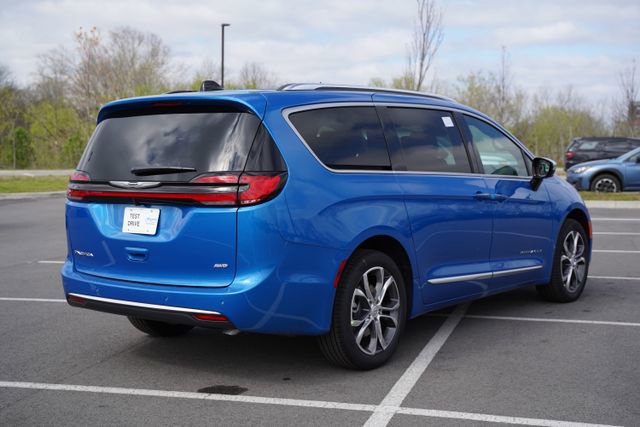New 2026 Chrysler Pacifica Pinnacle AWD/4WD image 7