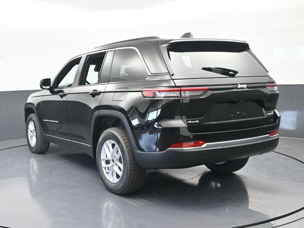 New 2026 Jeep Grand Cherokee Laredo X AWD/4WD image 4