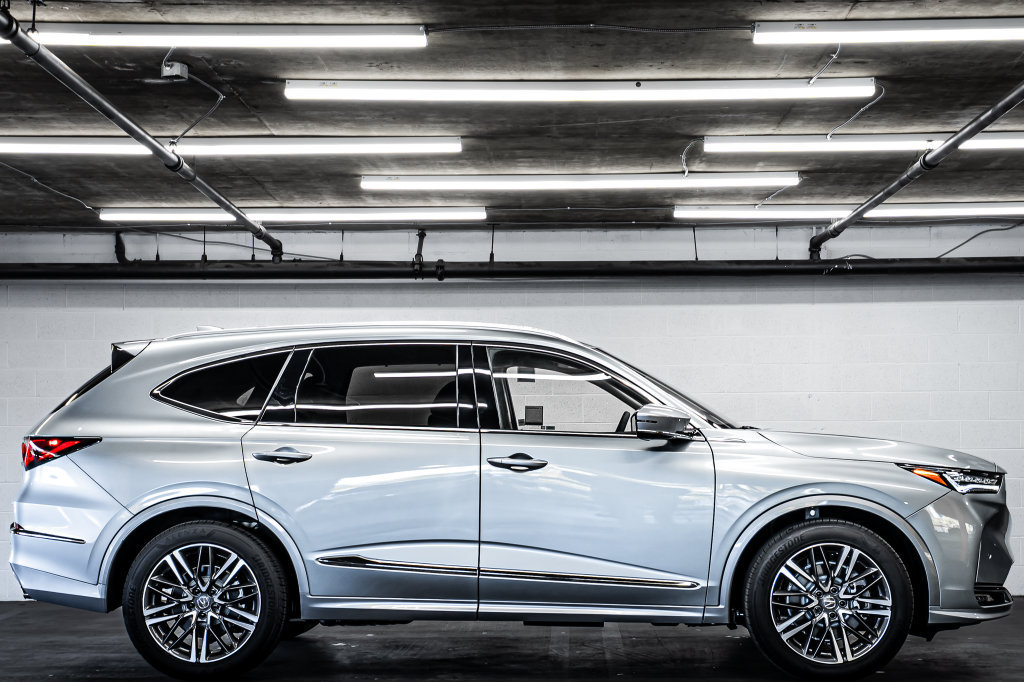 Certified 2026 Acura MDX w/ Advance Package AWD/4WD image 6