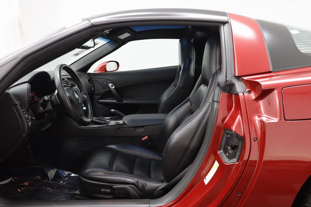 Used 2010 Chevrolet Corvette Coupe w/ Roof Package image 6